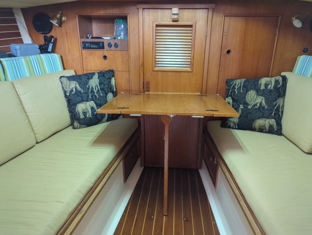 Table down, edge view